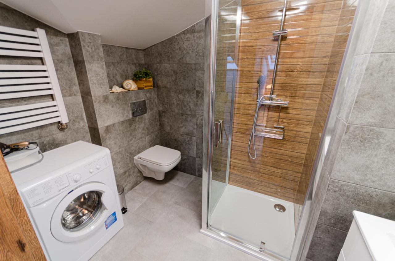 Bronowicka Premium Apartment - 52M2 With Private Parking كراكوفيا المظهر الخارجي الصورة